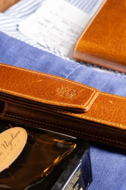 3-Pen Saddle Brown Dumont Full-Grain Leather Pen Case