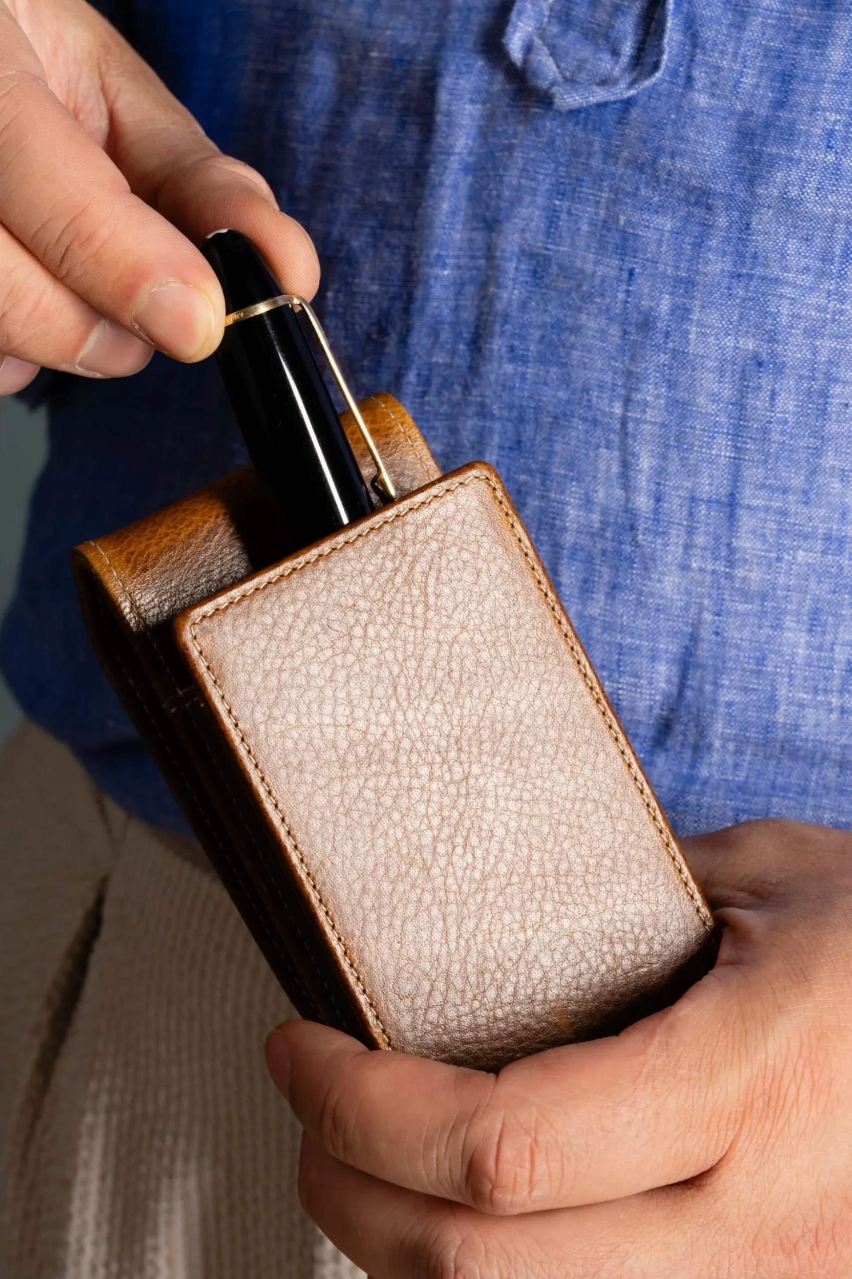 3-Pen Saddle Brown Dumont Full-Grain Leather Pen Case