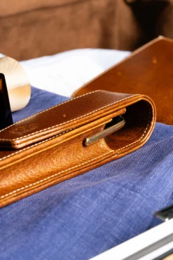 3-Pen Saddle Brown Dumont Full-Grain Leather Pen Case