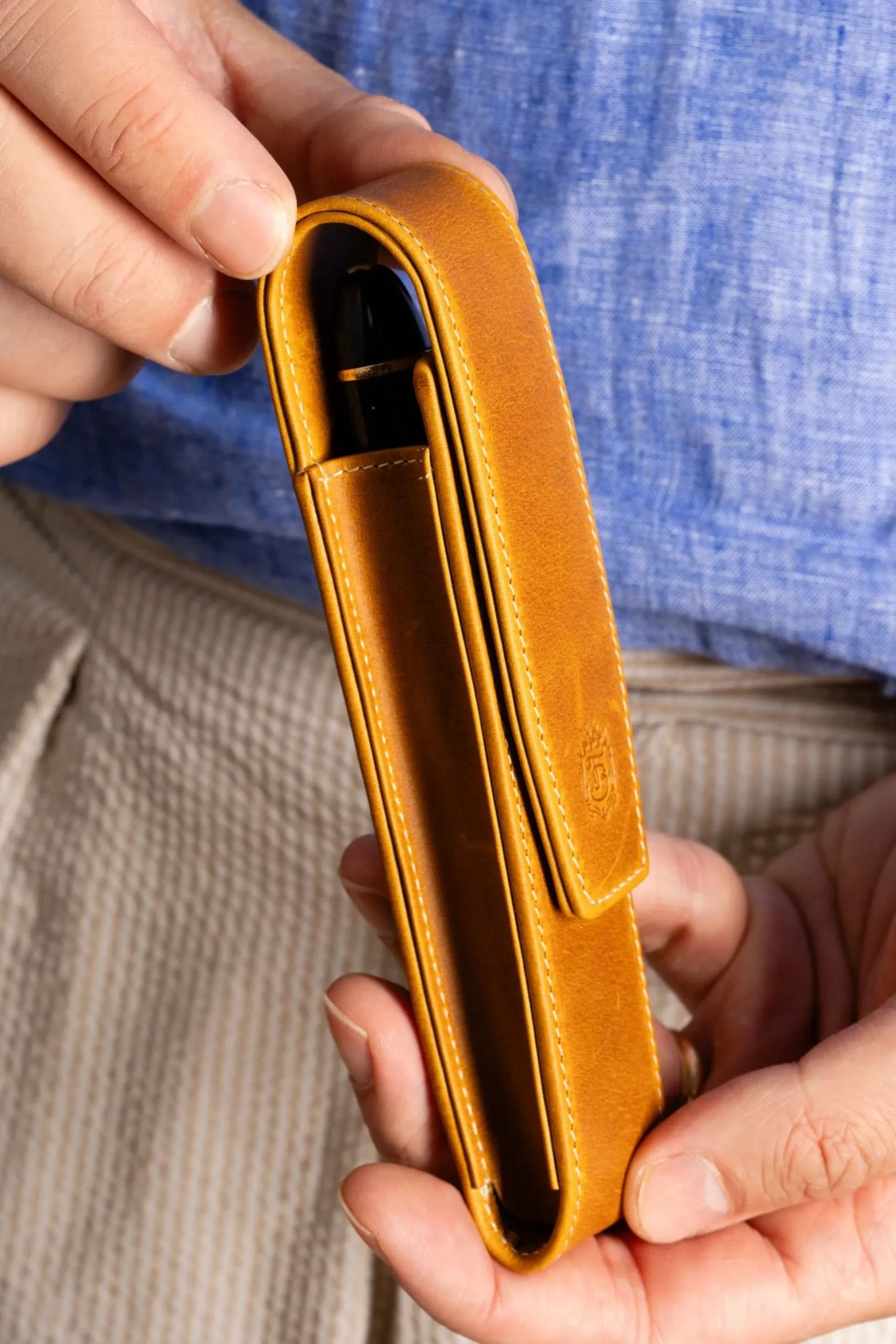 3-Pen Vintage Gold Full-Grain Leather Pen Case