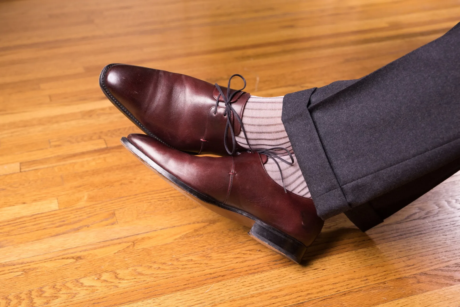 Pink & Gray Shadow Stripe Lightweight Cotton Socks