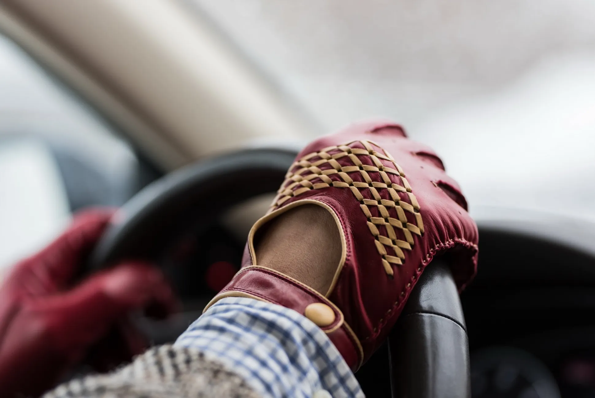 Racing Red & Sand Lamb Nappa Driving Gloves