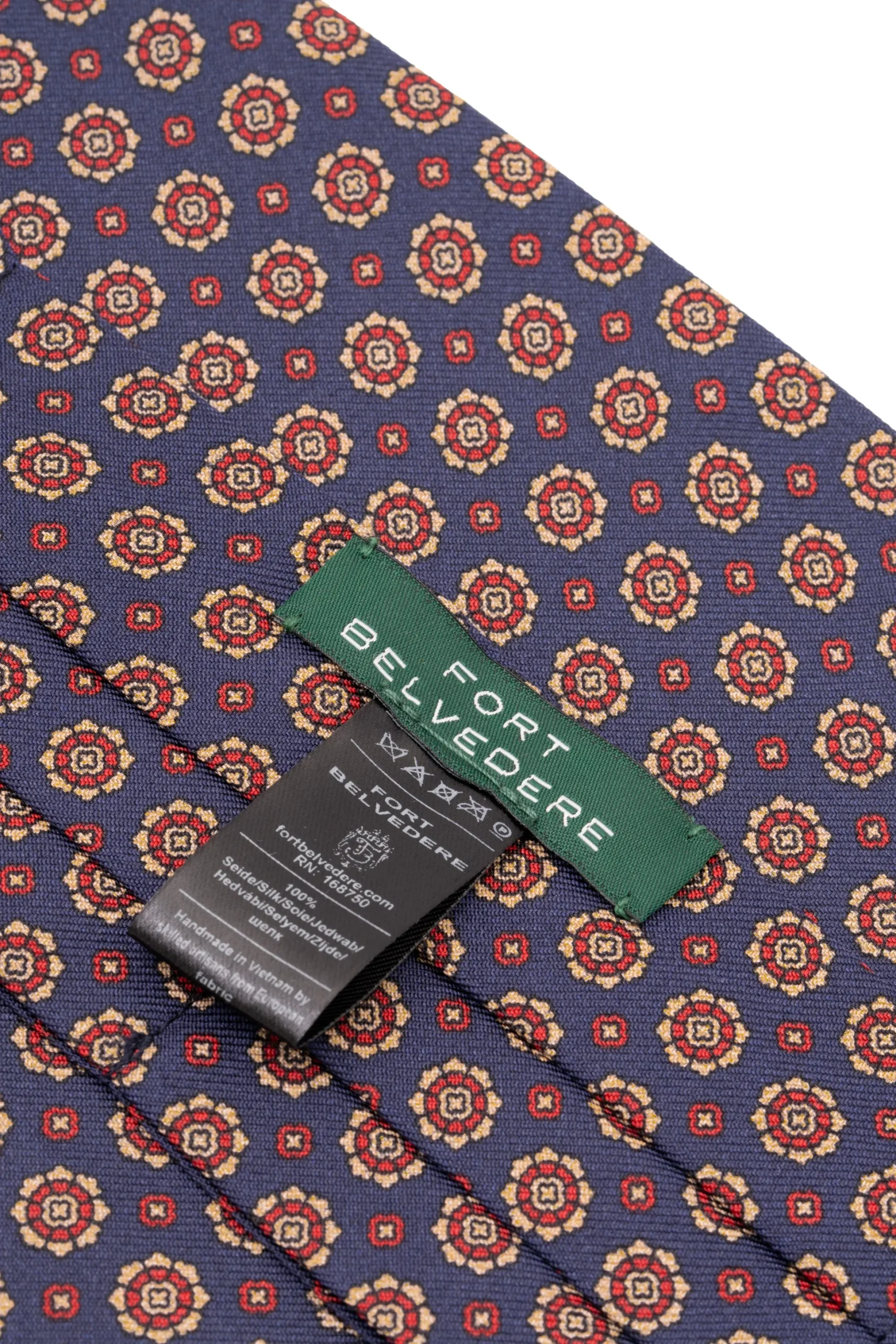 Red & Blue Macclesfield Neats Silk Ascot