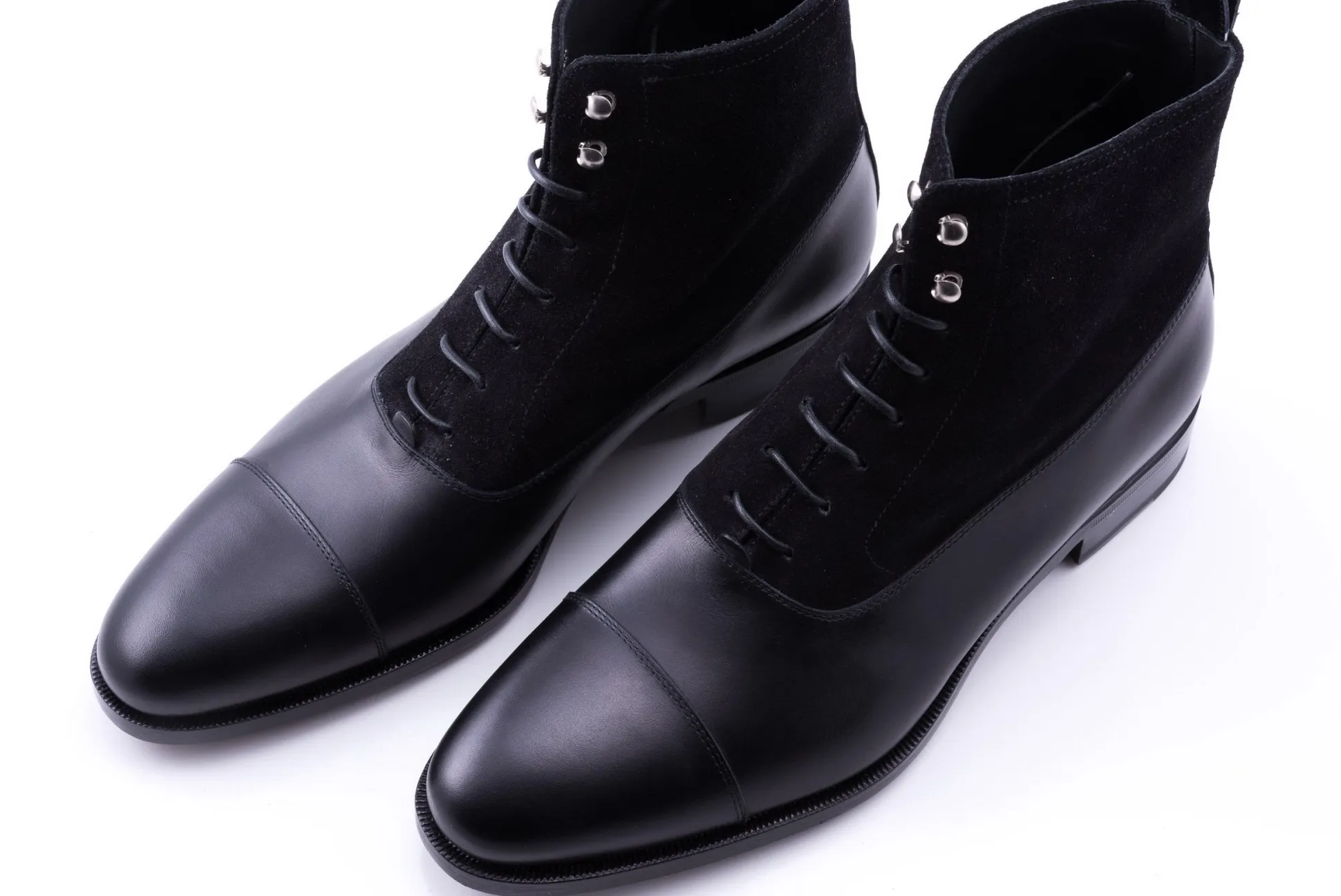 Round Black Waxed Cotton Shoelaces