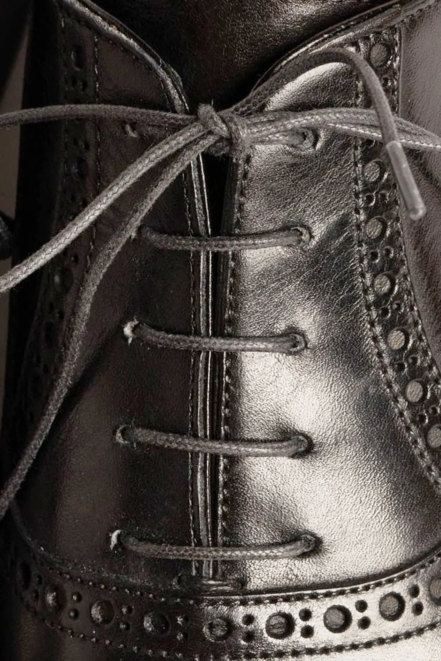 Round Dark Charcoal Waxed Cotton Shoelaces