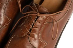 Round Dark Cognac Waxed Cotton Bootlaces