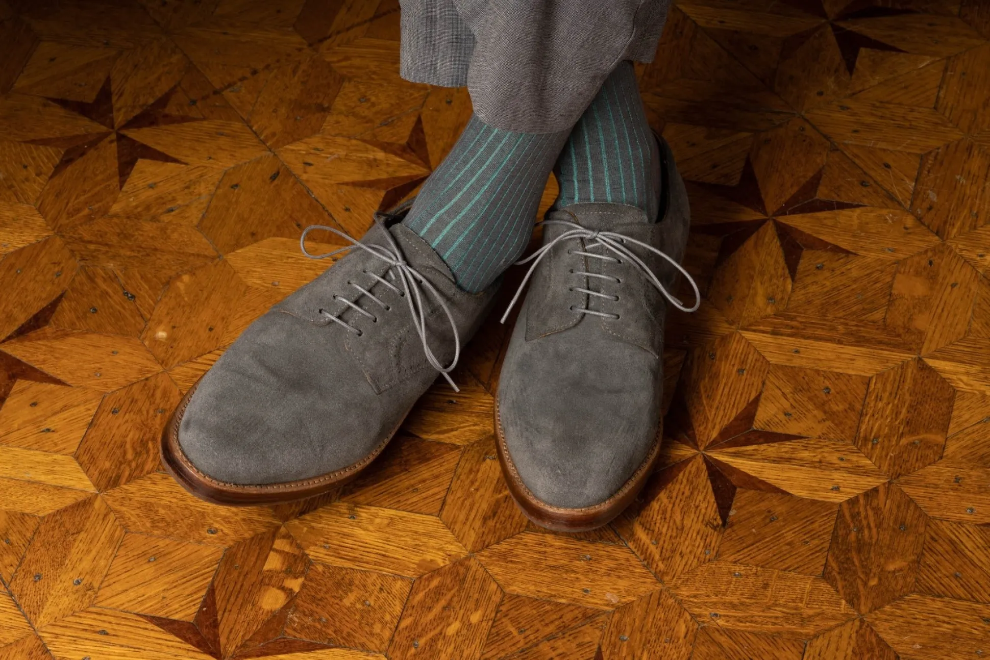 Round Dark Gray Waxed Cotton Bootlaces