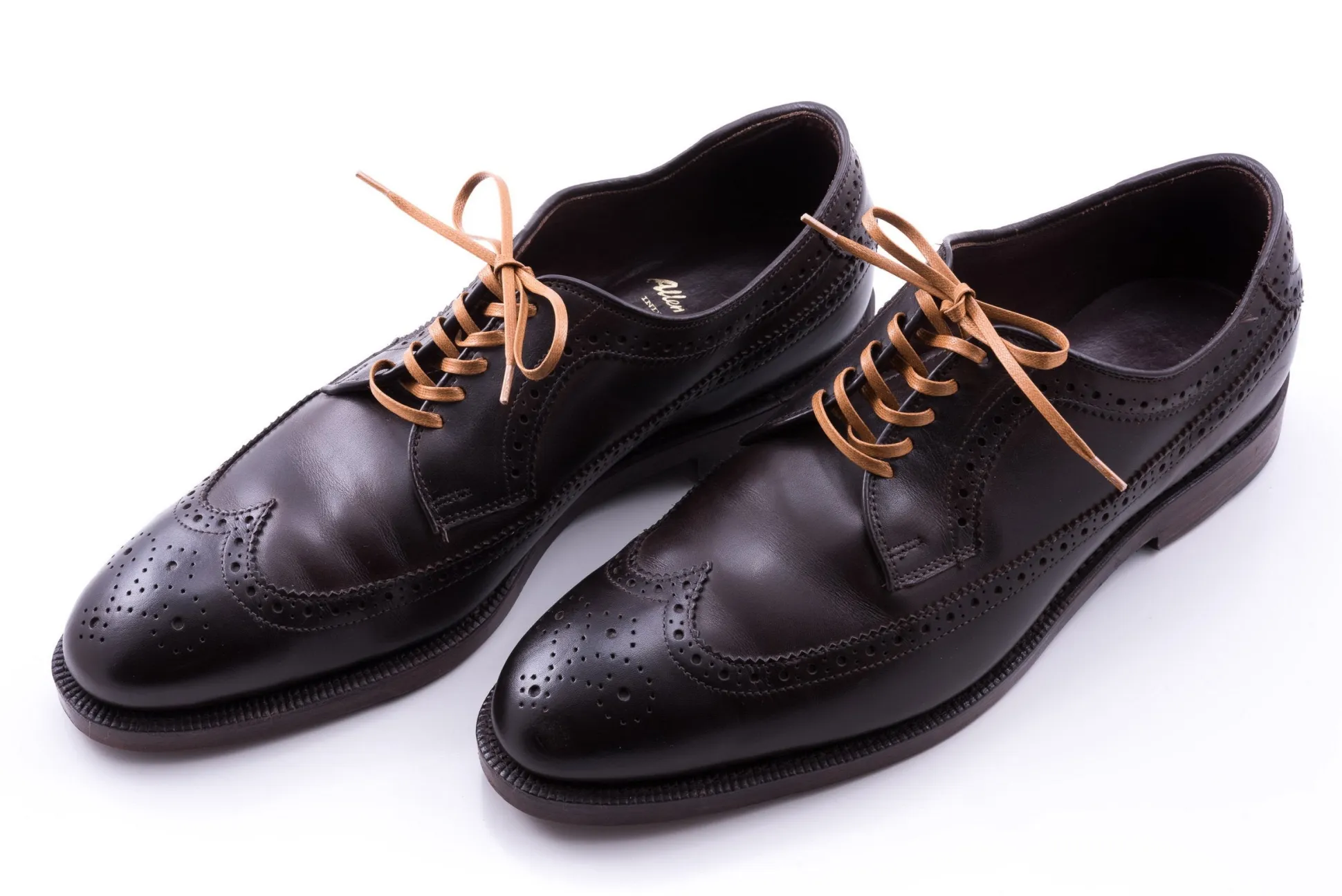 Round Light Brown Waxed Cotton Bootlaces