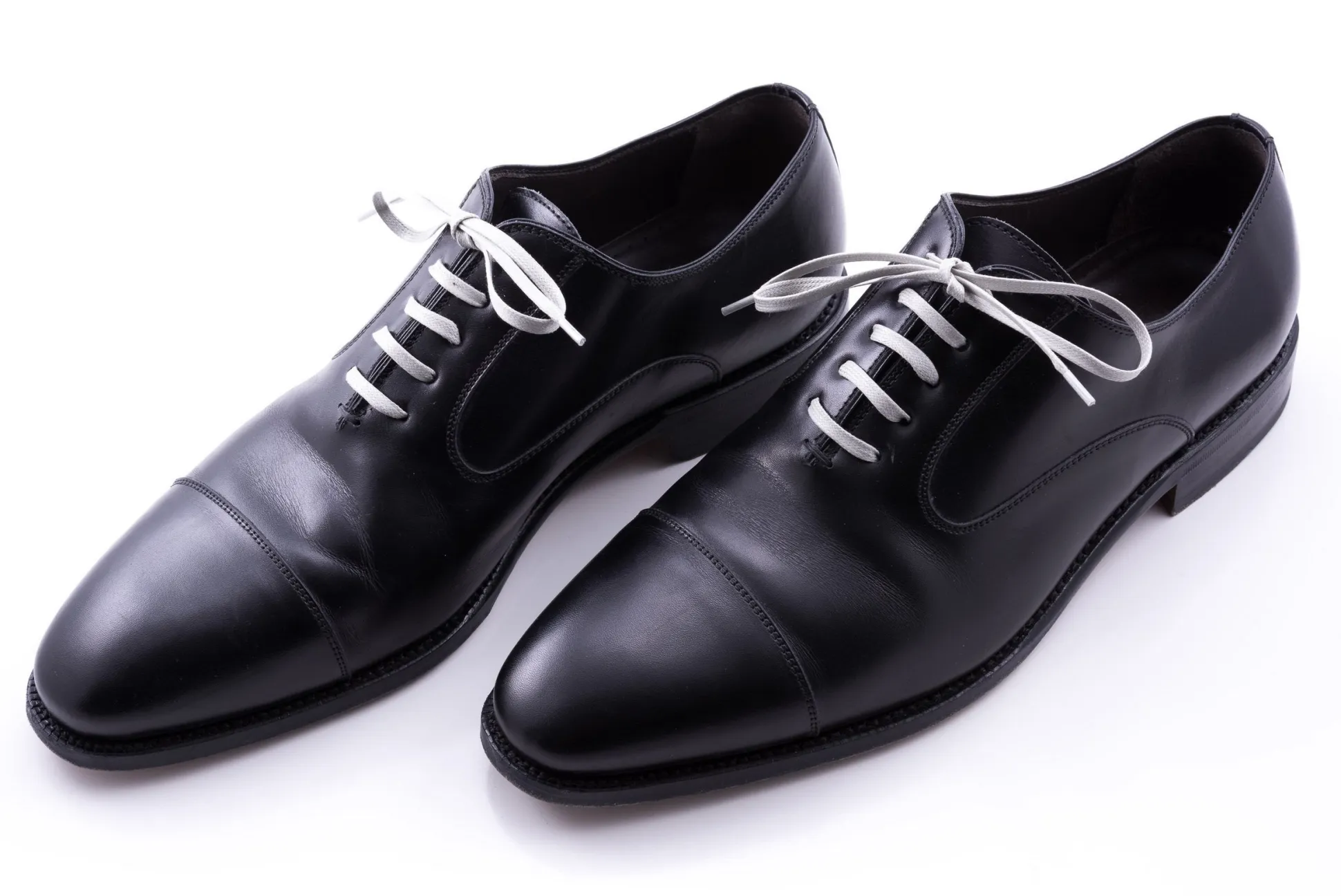 Round Light Gray Waxed Cotton Shoelaces