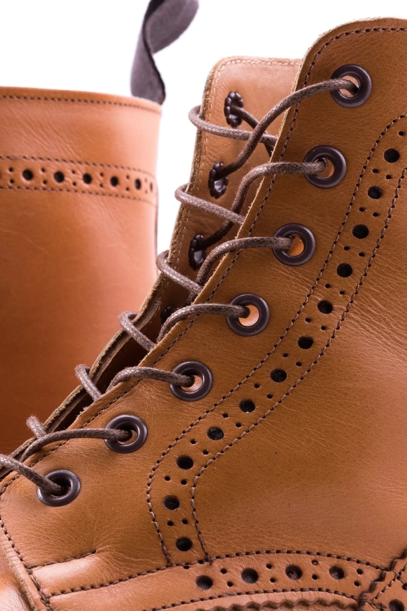 Round Mid Brown Waxed Cotton Shoelaces
