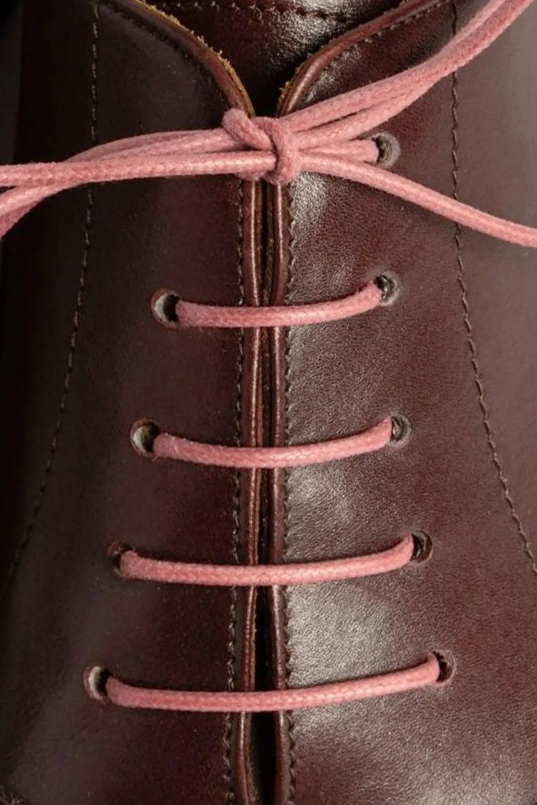Round Vintage Pink Waxed Cotton Shoelaces