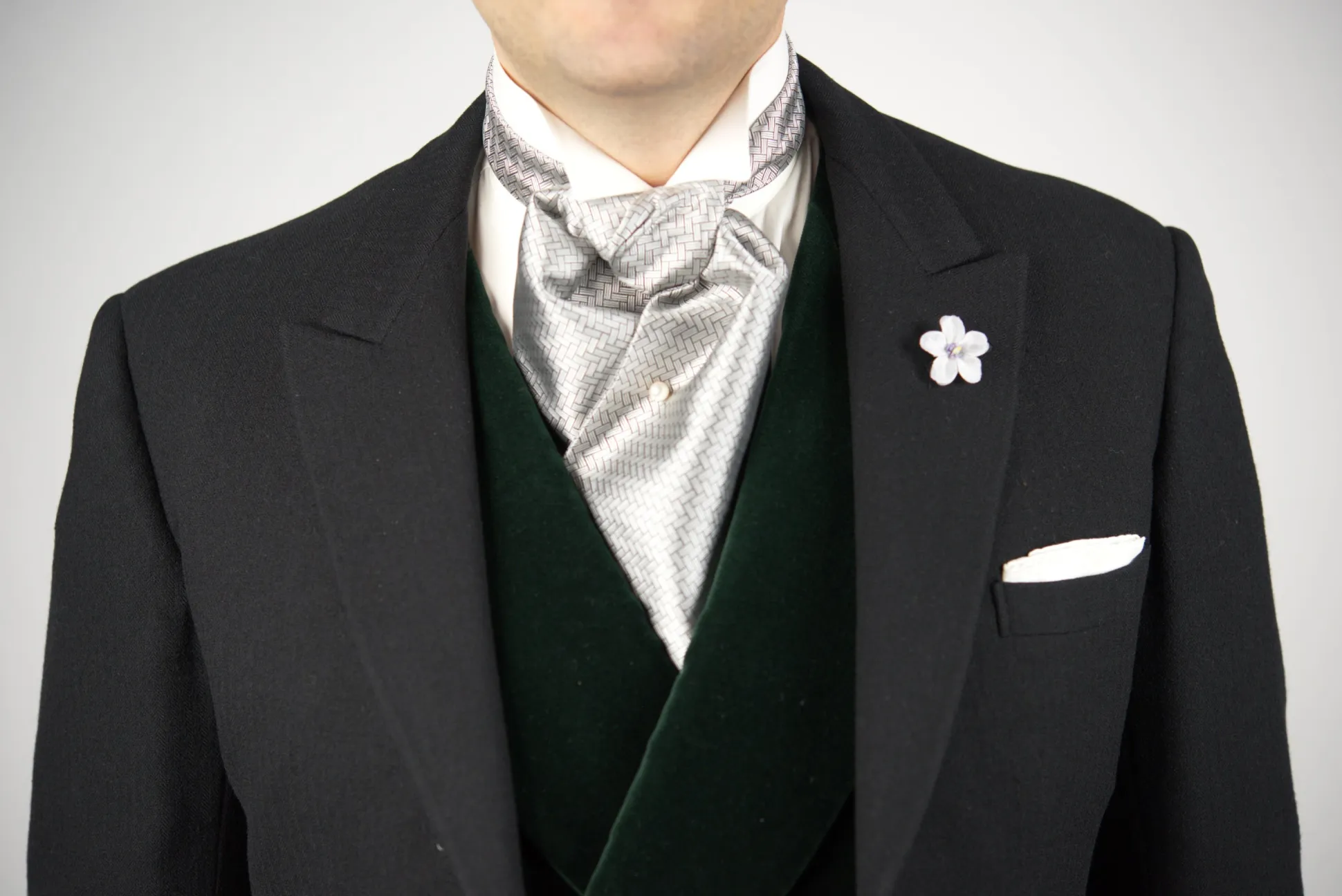 Silver Basketweave Formal Wedding Ascot