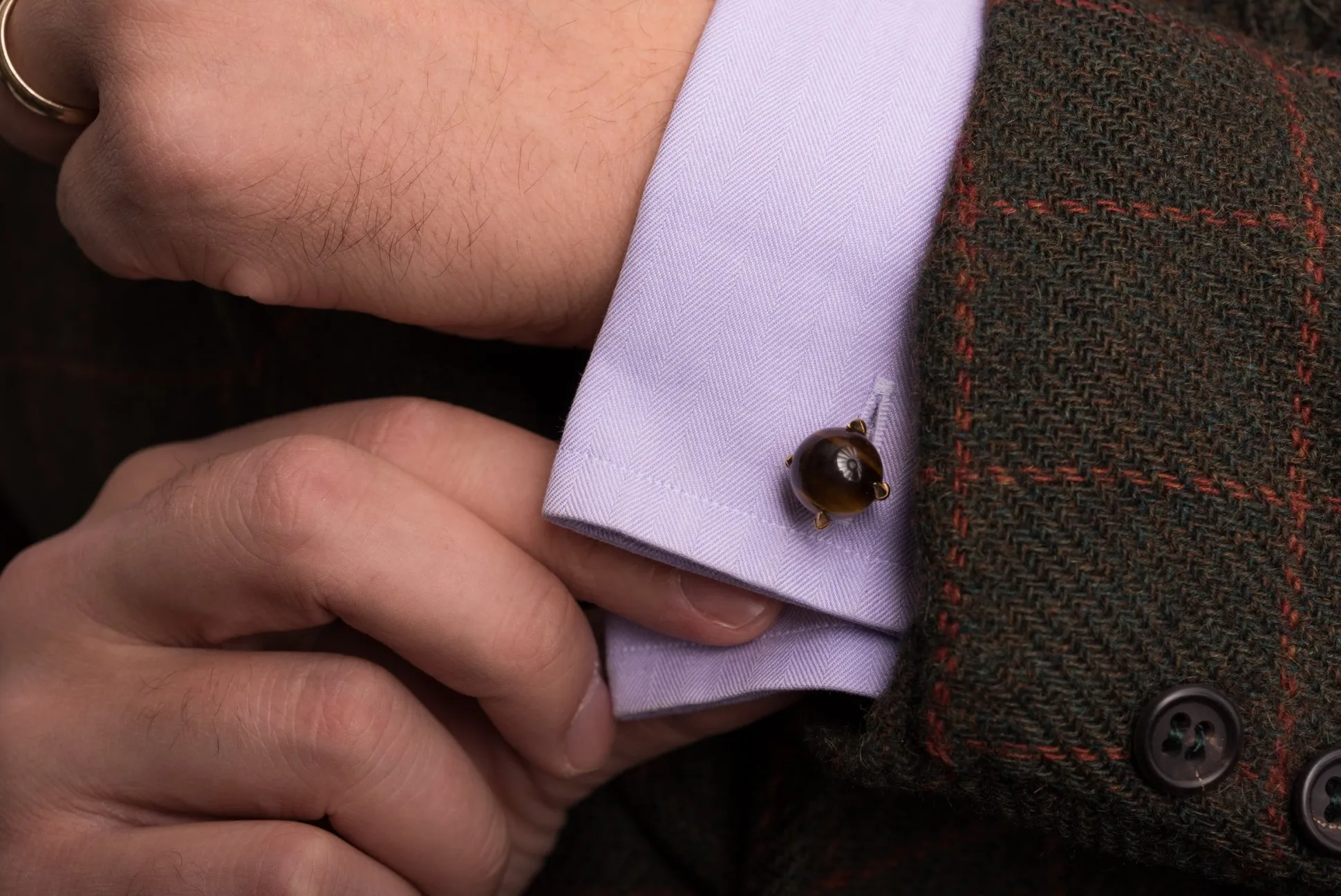 Solid Yellow Gold Eagle Talon with Ball Cufflinks