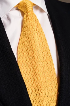 Summery Yellow Zigzag Silk Knit Tie