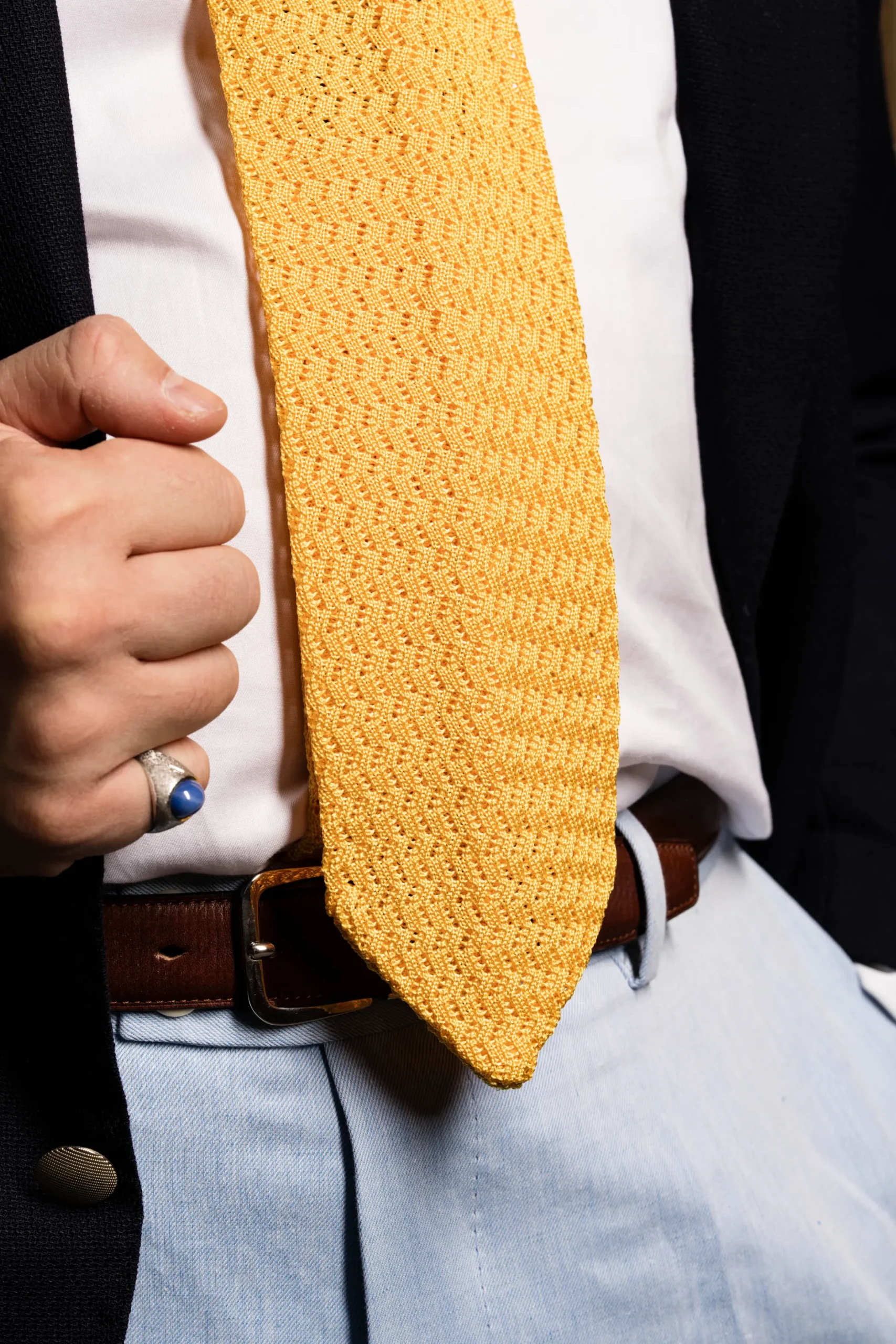 Summery Yellow Zigzag Silk Knit Tie