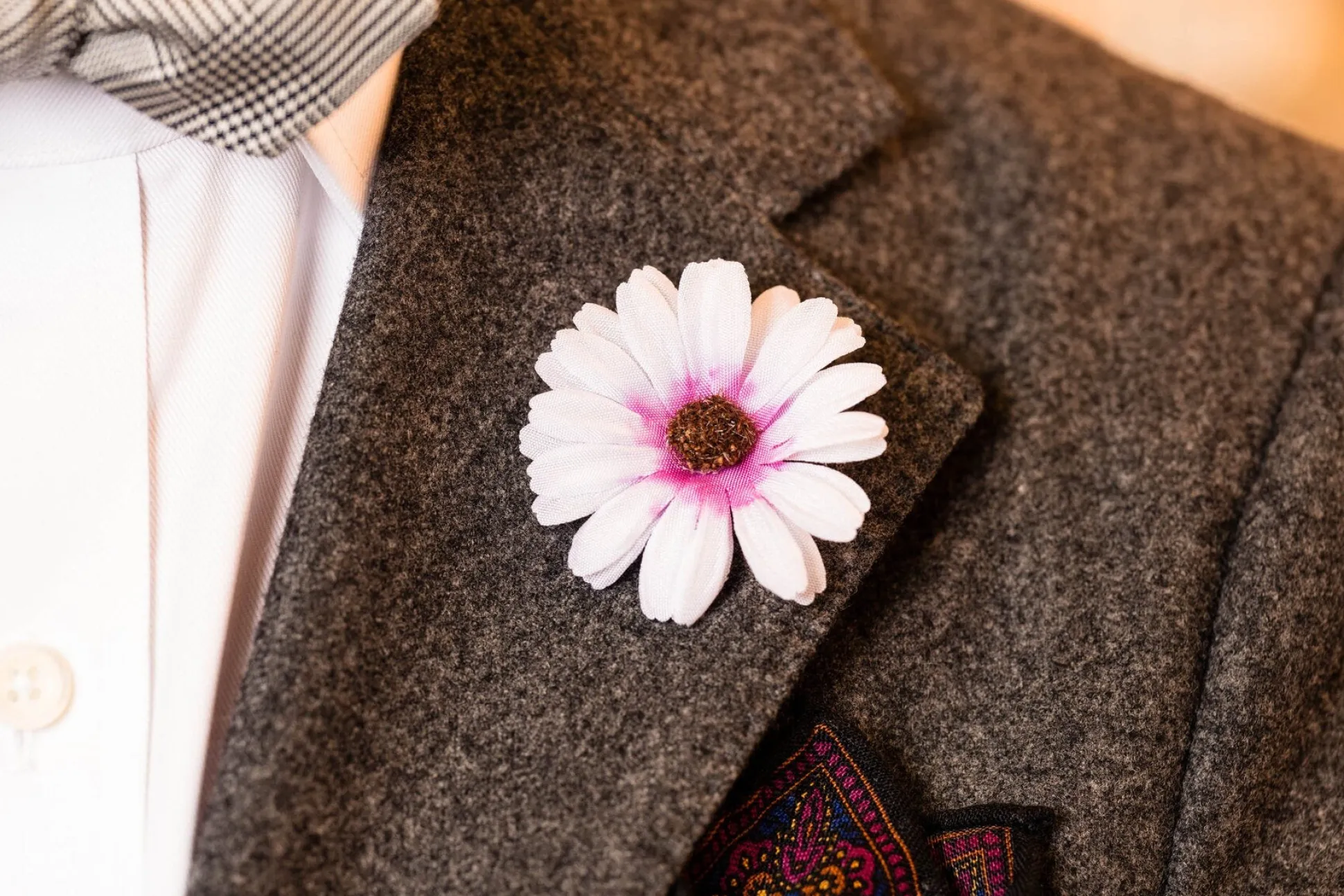 White & Pink Marguerite Boutonnière Flower