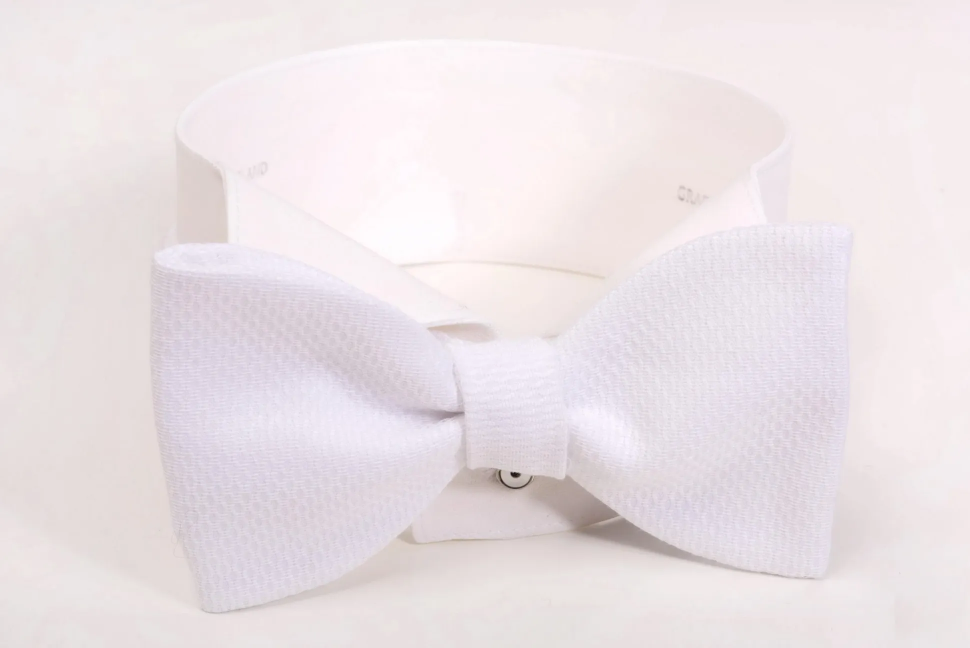 White Single End Marcella Pique Bow Tie