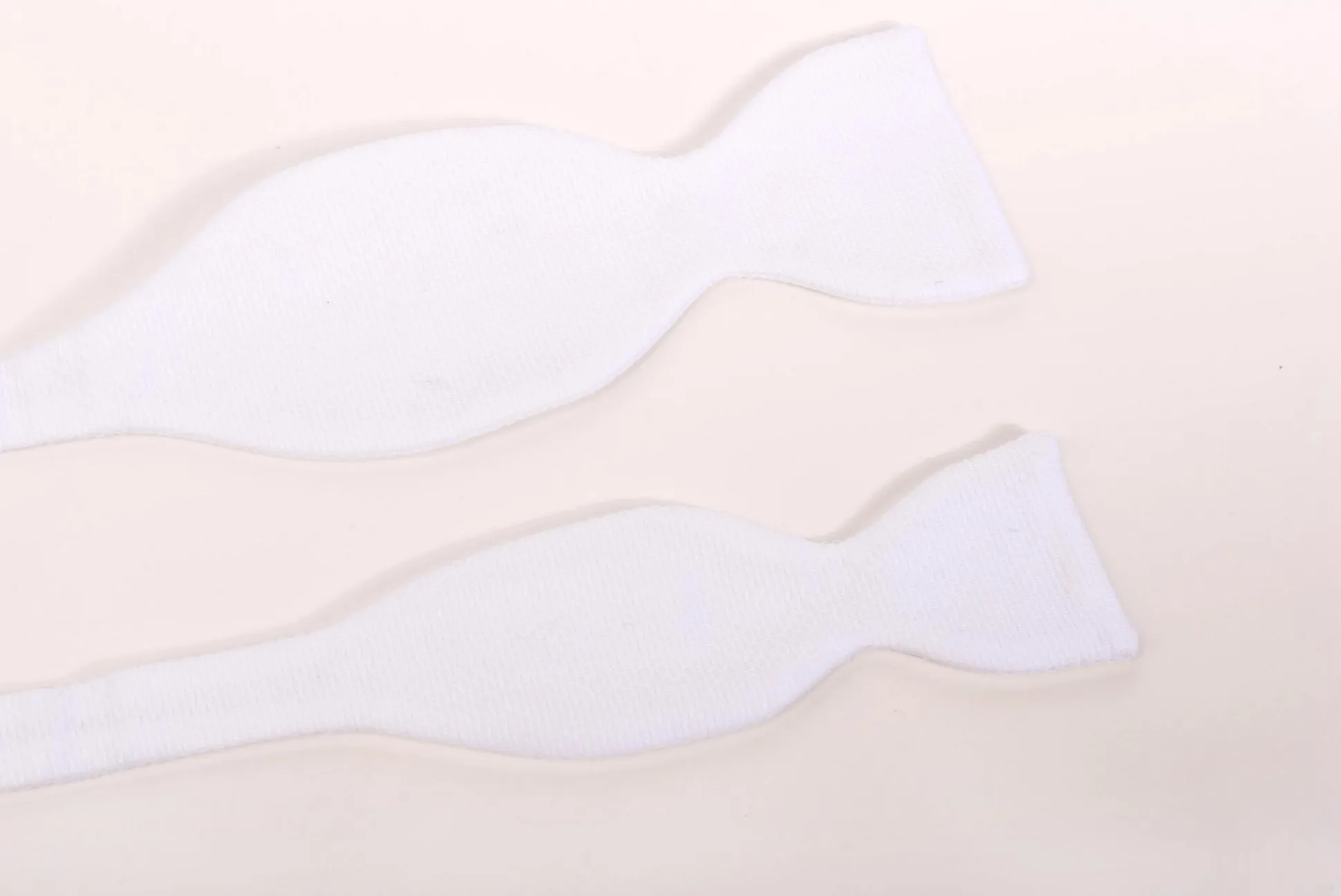White Single End Marcella Pique Bow Tie